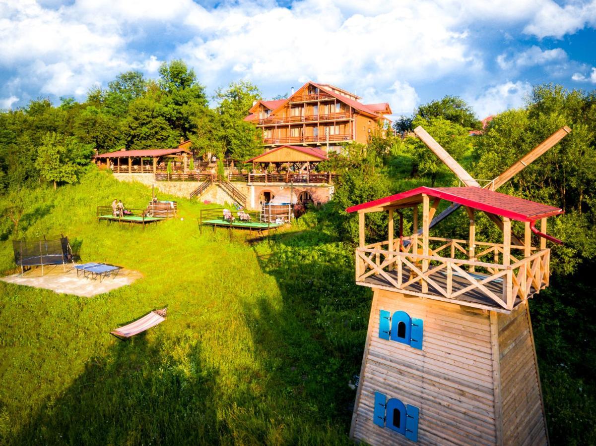 Hotel Pensiunea La Maria Poenari Esterno foto