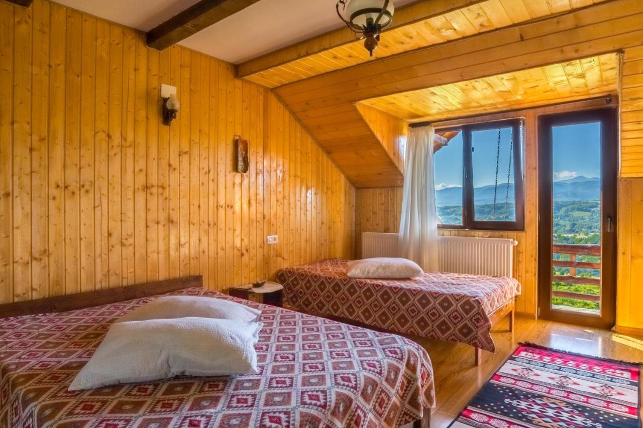 Hotel Pensiunea La Maria Poenari Esterno foto