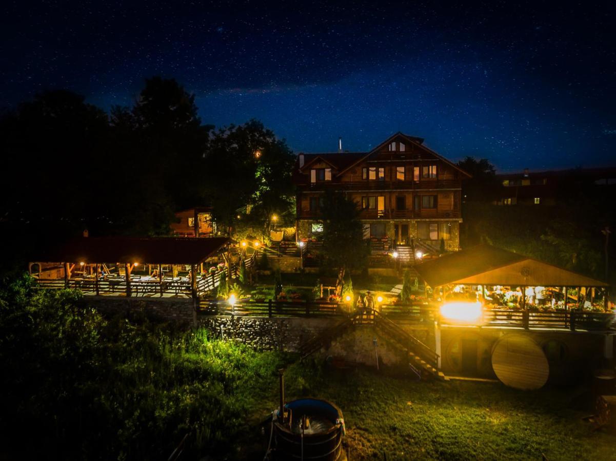 Hotel Pensiunea La Maria Poenari Esterno foto