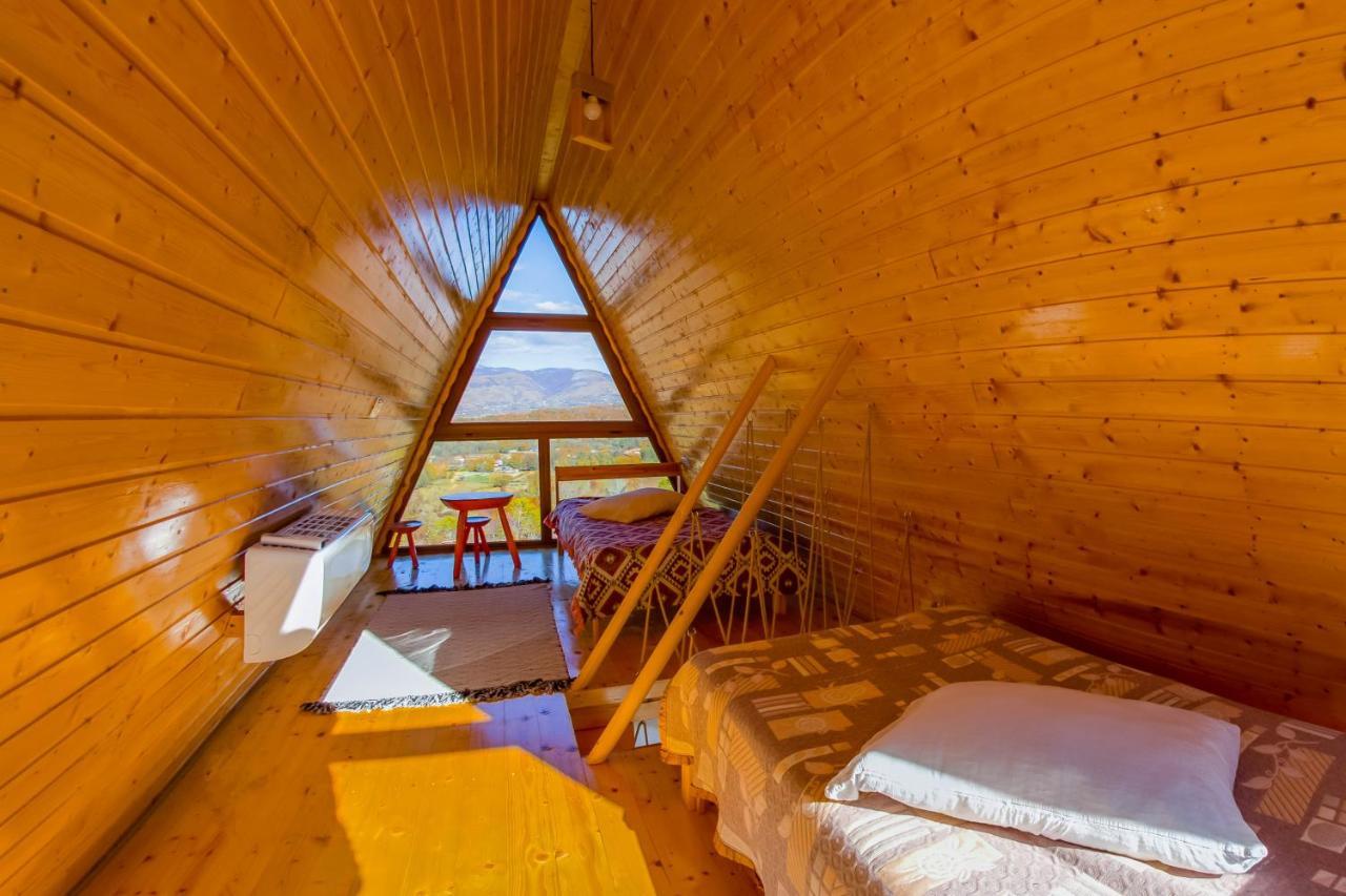 Hotel Pensiunea La Maria Poenari Esterno foto