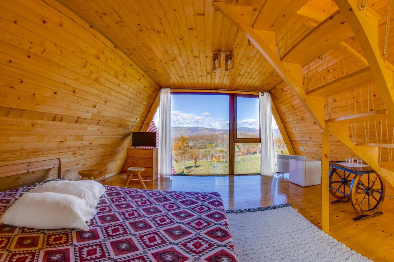 Hotel Pensiunea La Maria Poenari Esterno foto