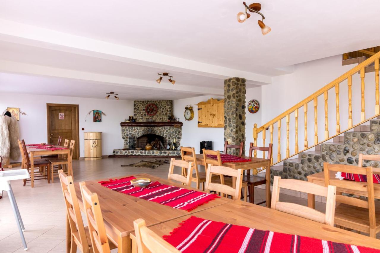 Hotel Pensiunea La Maria Poenari Esterno foto